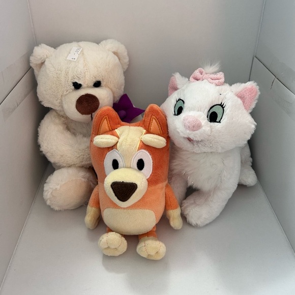 Other - ❤️5 For $20❤️ Bundle of 3 Plush character’s